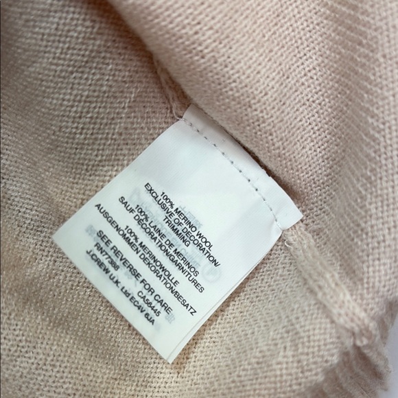 🍟 J. Crew  pale pink Marino wool cardigan Silver sequin V-neck placket Knit: - Picture 4 of 6